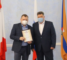 Руководитель Группы КМС удостоился награды мэра Череповца