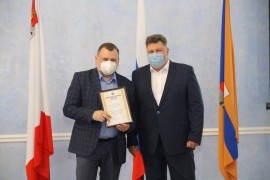 Руководитель Группы КМС удостоился награды мэра Череповца